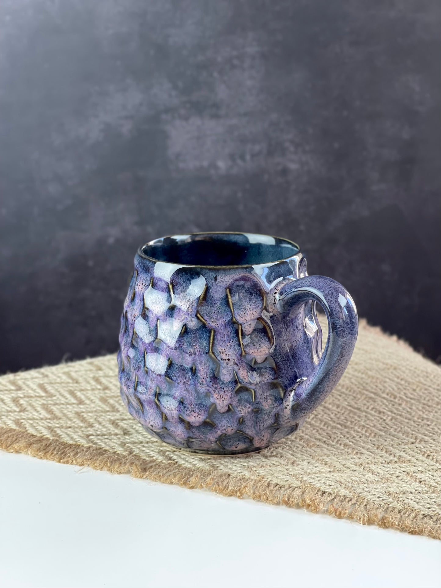Purple round texture mug